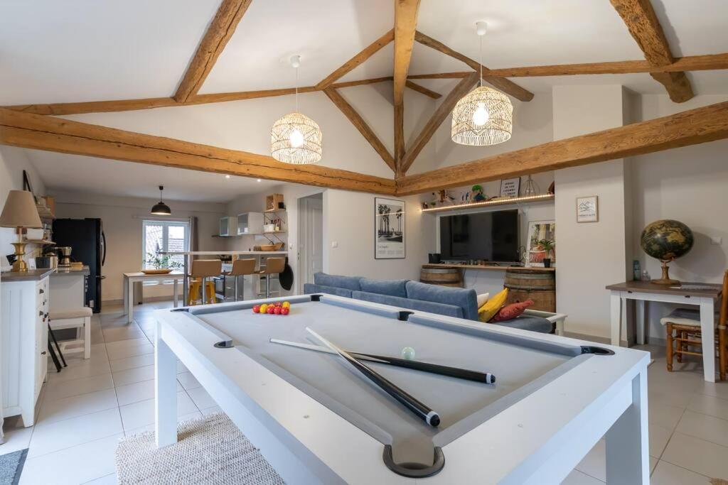 Апартаменти Cabana & Vue Sur Les 2 Roches Charnay-les-Macon Екстер'єр фото